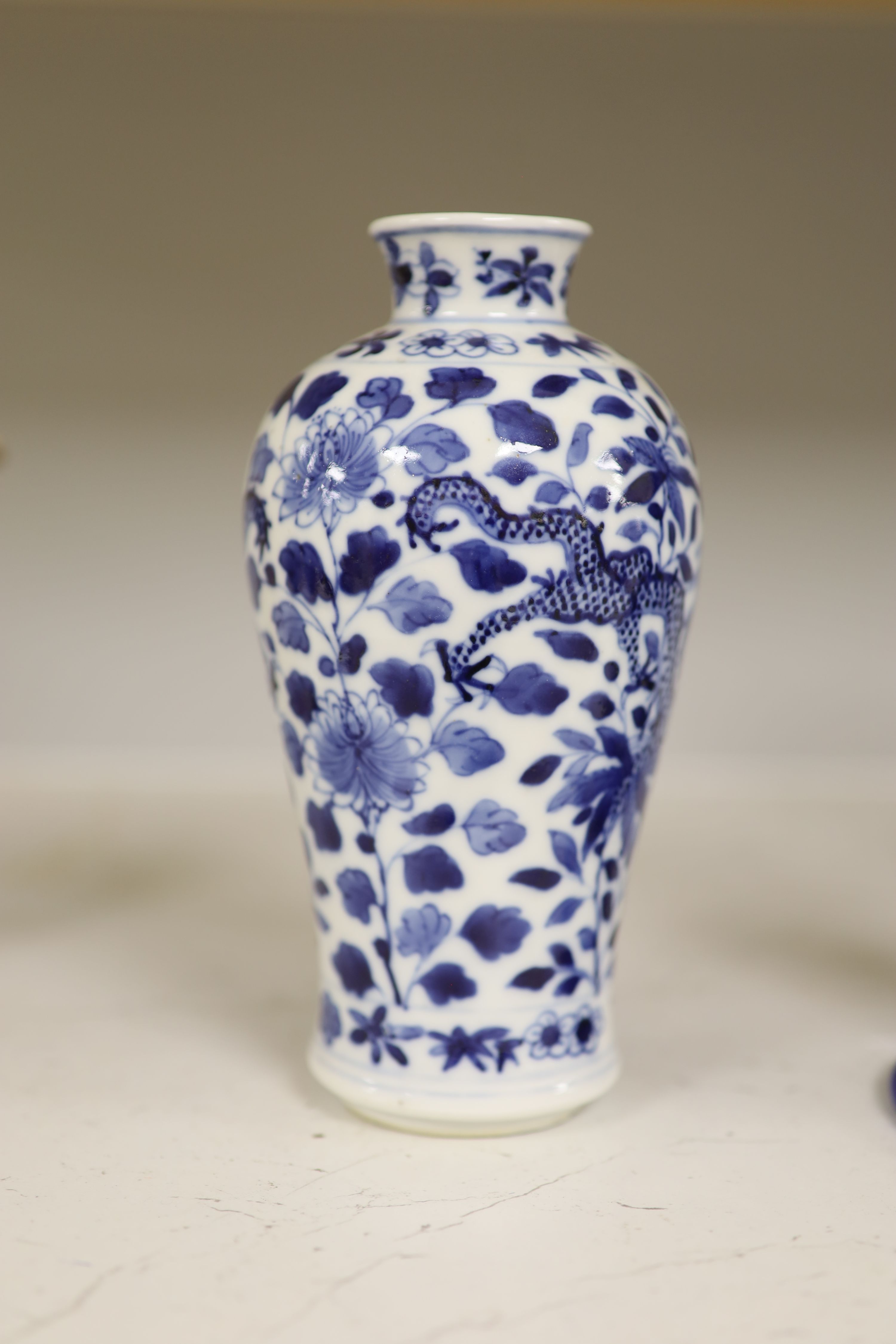 A late 19th century Chinese blue and white dragon vase, height 18cm